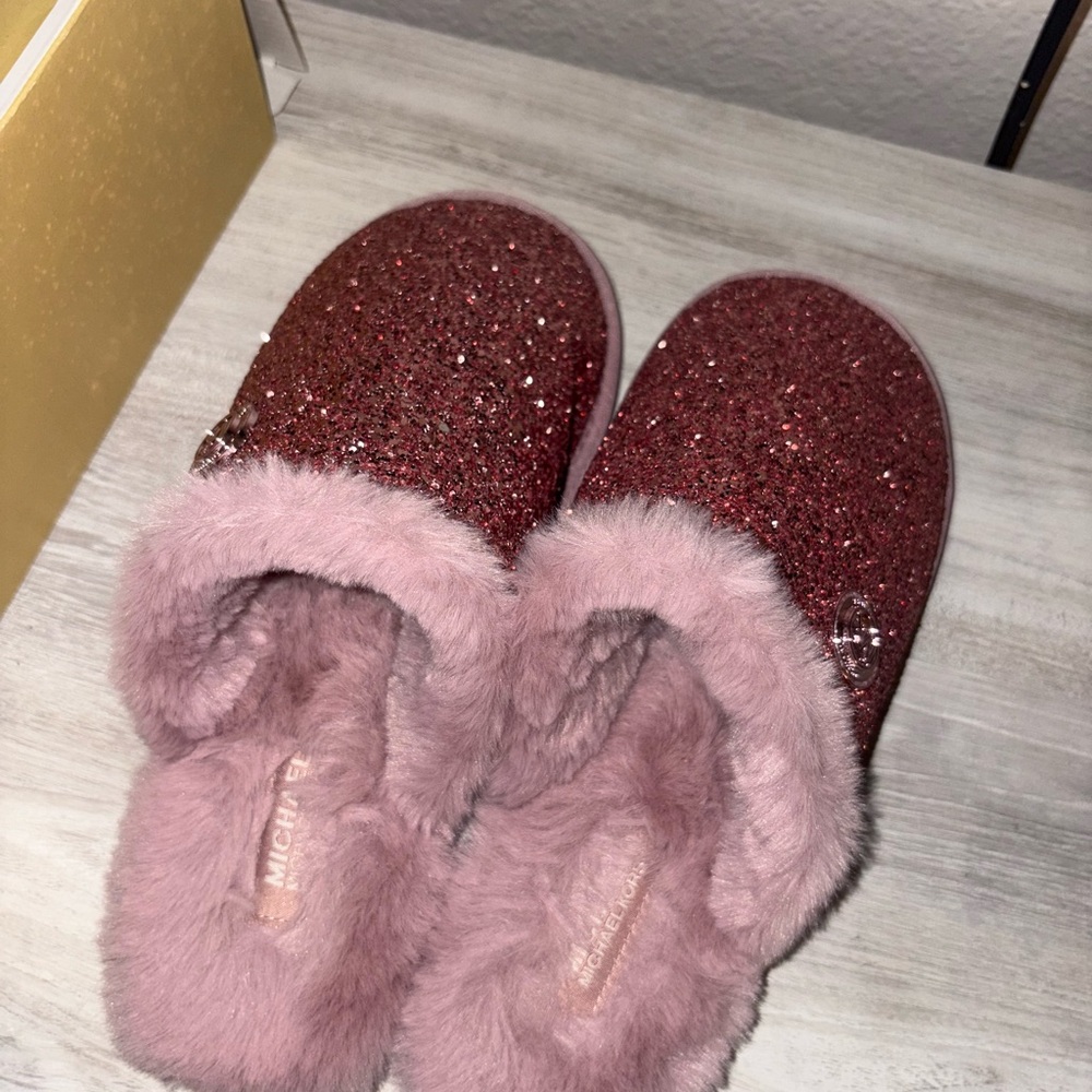 Michael Kors Rose Glitter Slippers - Picture 2 of 4